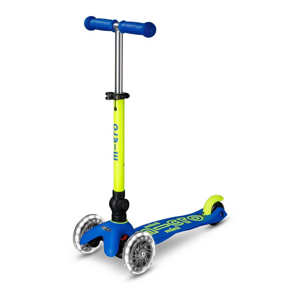 Mini Deluxe Foldable Red LED Scooter | Henry Bear's Park